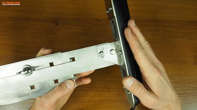 Крепление Датчика Эхолота-структурника на ПВХ лодку БЕЗ КАРМАНА!!! смотреть онлайн