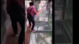 Стеклянный мост в Китае
