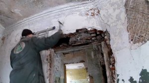 вскрываем замурованный ход в стене мясокомбинат Есипово