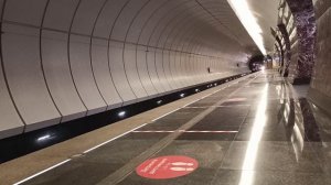 Московский метрополитен|Прибытие поезда метро Москвы станция Верхние Лихоборы 81-717 "Номерной"