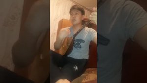 Казах на домбре зажигает