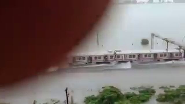 Mumbai Flood #Local Train under in water