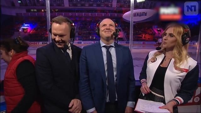 Уборщица во время ЦСКА - СКА смотреть онлайн