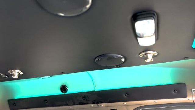 2022 Freightliner M2 106 Bolt (11N220078) смотреть онлайн