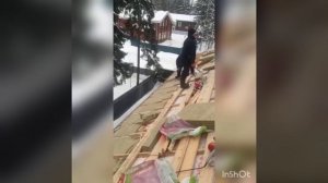 демонтаж старой мягкой кровли замены на металлочерепицы