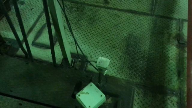 УРАЛМАШ 2900. Буровая внутри. Буровые насосы, буровые ёмкостя, вибросито, центрифуга,состав буровой