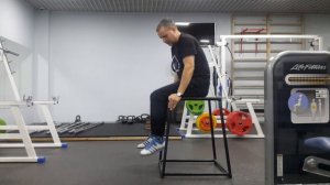 Что делать, чтобы колени после приседаний не  болели.