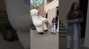 Зажигательный танец с мишкой Умкой