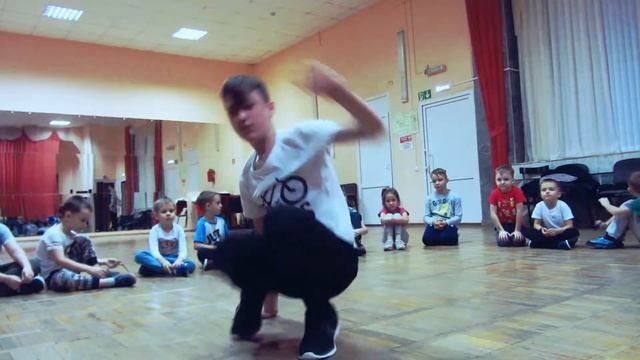 Волгодонск Брейкданс школа смотреть онлайн