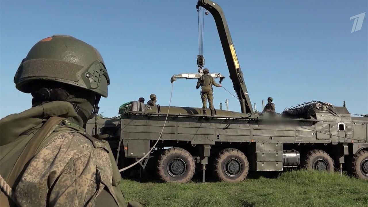 Военные Белоруссии и России отрабатывают подготовку к применению нестратегического ядерного оружия