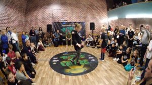 bgirl Pirannha vs Даниил - брейкданс чемпионат TurtleFreeze Battle