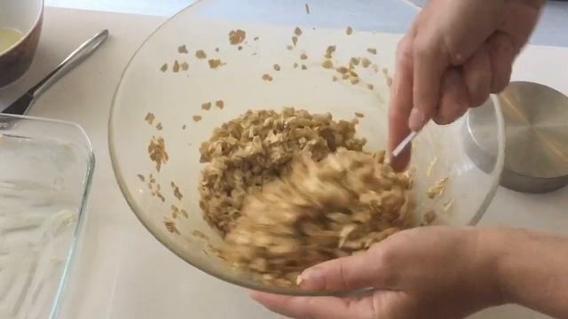 Крамбл/что приготовить из овсянки/блюда из геркулеса/ягодные десерты/десерты из клубники за 15 мину смотреть онлайн