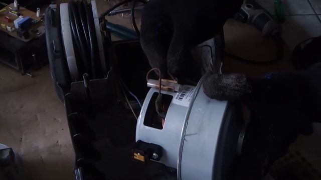 Ремонт пылесоса Самсунг SC885A Samsung 2200w с управлением на ручке разборка замена двигателя мотор