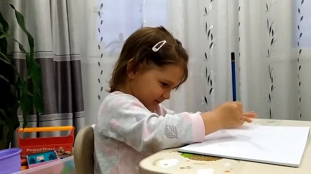 Учимся правильно держать карандаш