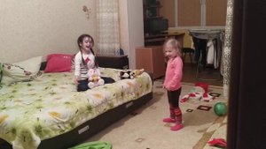 10 обезьянок прыгали на кровати