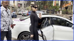Uff BOOM BOOM? Nora Fatehi Looking So Slaying In Tight Outfit As She Flaunts Huge Figure In Public