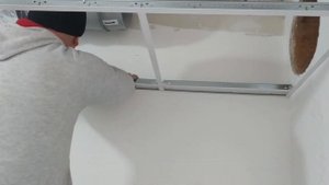 МОНТАЖ ПОТОЛКА АРМСТРОНГ. Установка профилей, сборка спиц, лайфхаки.