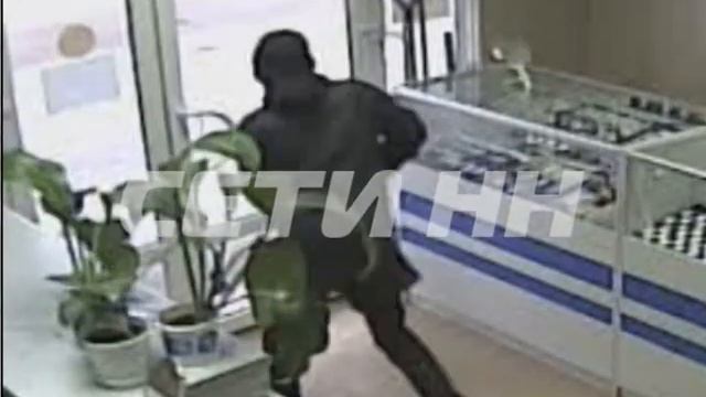 Ограбление на миллион: ювелирные украшения похитил 21-летний житель Богородского района смотреть онлайн