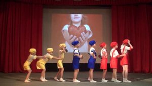 Ансамбль народного танца "Горлинка" -  Детский танец "Веселый паровоз"