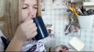 Анджелина Джоли ты не видишь что ли..