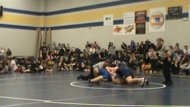 12 Austin Wells BLK over Travis Fort WCEN FALL 134 смотреть онлайн