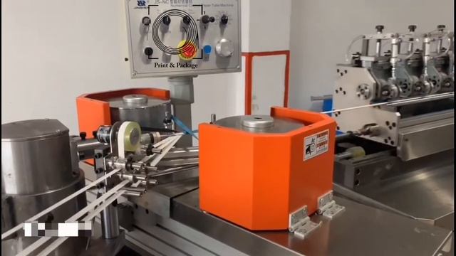 Высокоскоростная линия для производства коктейльных трубочек 60 метров в минуту смотреть онлайн