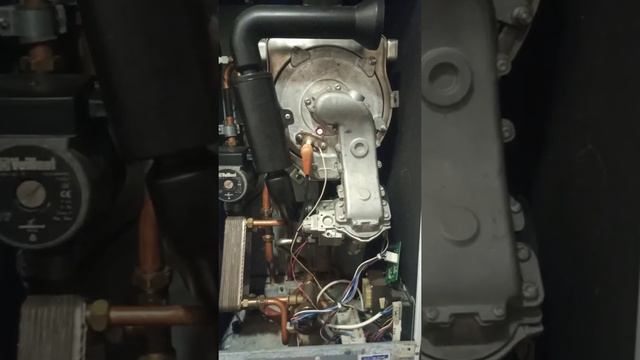 Vaillant t6 ошибка Е12 смотреть онлайн