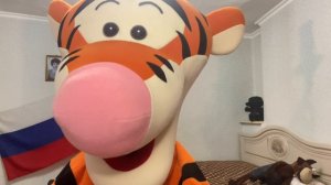 Сказки дяди Коли и Ти! Выпуск #100 17.05.2024 «Кузька в новом доме» - Под веником кто-то был!