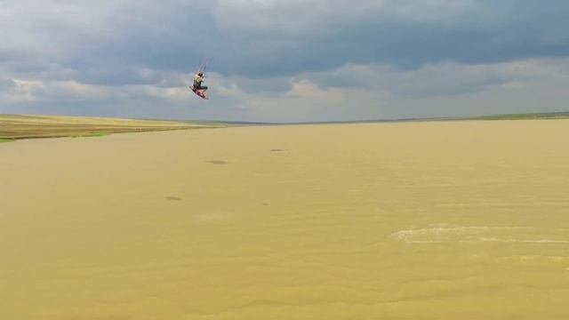 Обучение кайтсерфингу в Ставрополе. Кайт школа Унесенные ветром.