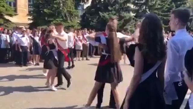 школьный вальс смотреть онлайн