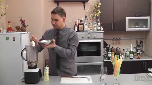 Супер питательный коктейль из батончика SNICKERS - "Завтрак Варана" смотреть онлайн