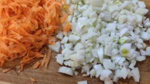 Гарнир из макарон с овощами и сливочным маслом