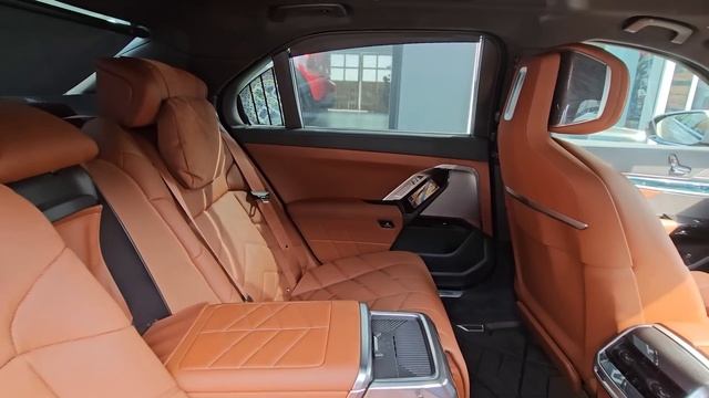 BMW i7 User experience malayalam | #bmw #bmwi7