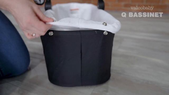 Valco Baby Q Bassinet - распаковка и сборка люльки