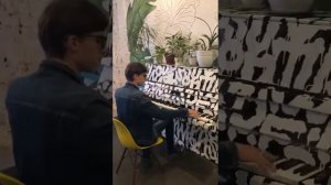 BOOGIE WOOGIE on a public piano | Буги-вуги на общественном пианино!