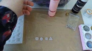 Украшения из УФ смолы плюс распаковка набора и сухоцветов