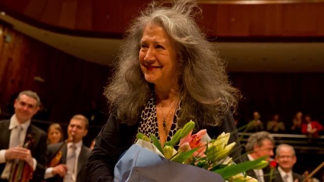 MARTHA ARGERICH - TCHAIKOVSKY  "OCTOBER" "THE SEASONS" - (МАРТА АРГЕРИХ - ЧАЙКОВСКИЙ "ОСЕННЯЯ ПЕСНЬ смотреть онлайн