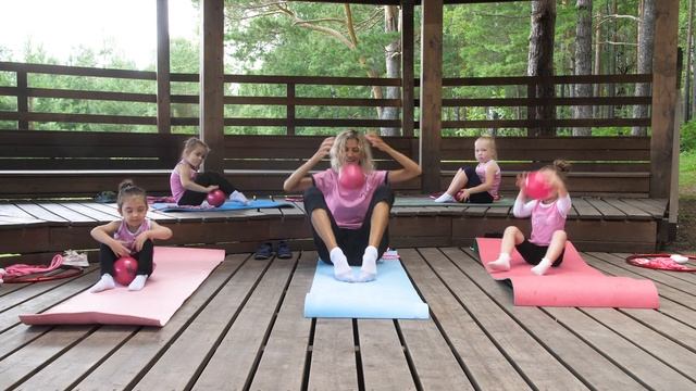 Урок №44 | Работа со скакалкой и мячом. Общая физическая подготовка для детей 3-5 лет. смотреть онлайн