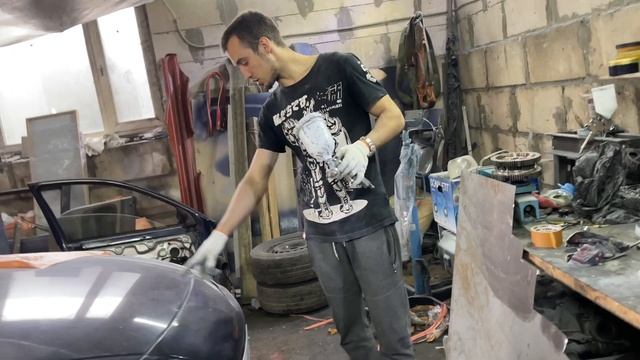 Как Андрей стал маляром? Покрасили Соарер в гараже