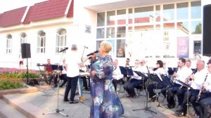 И Снова Вальс Над Землей Плывет!