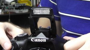 Ошибка вспышки. Canon 1100D. Err 05 "Встроенная вспышка не может быть поднята"