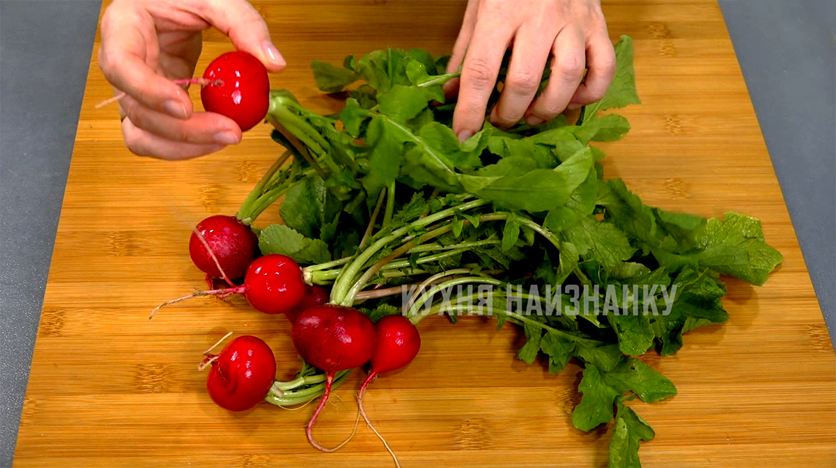 Я больше не выбрасываю БОТВУ редиса! Показываю, какой вкусный обед я из нее готовлю! Бархатный СУП