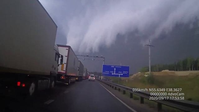 Впечатляющий грозовой фронт в Подмосковье 17 сентября 2020/Thunder head in Moscow suburbs 17/09/202