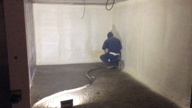 Как утеплить гараж пенополиуретаном ППУ смотреть онлайн