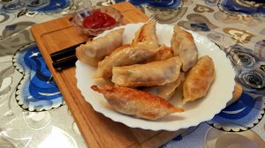 ДАМПЛИНГИ КОРОЛЕВСКИЕ BIBIGO С КРЕВЕТКОЙ / ОБЗОР НА ЕДУ