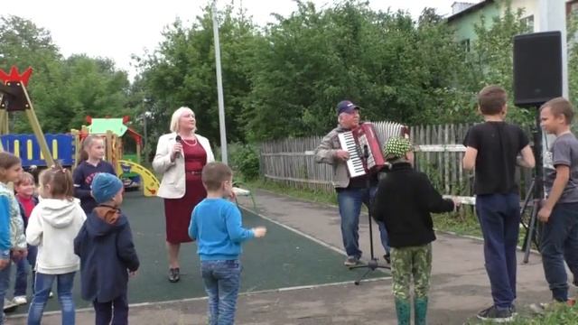 Праздник двора, Серпухов, ул.Береговая, 11.06.2021. смотреть онлайн