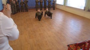 танец мальчиков на 23 февраля в детском саду №22 г. Долгопрудного 2016 год