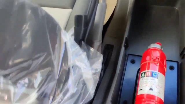 Toyota Hiace 2,8L Diesel, Automatic Transmission, 2020 model. смотреть онлайн