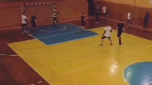 Голыночи?