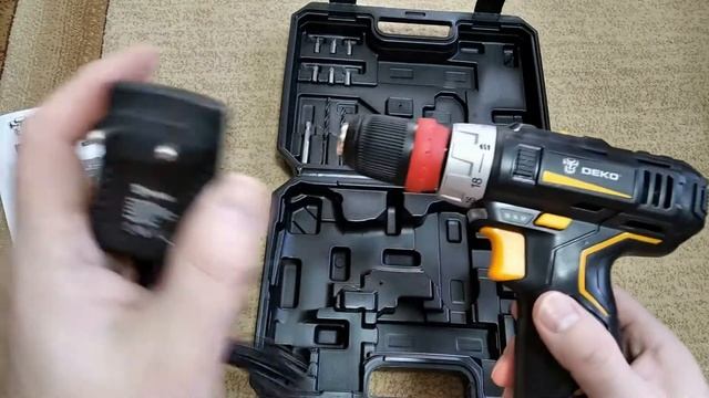 Аккумуляторная дрель-шуруповерт DEKO GCD12DU3 2*12В 1.5Ач Li-Ion, в кейсе, со съемным патроном смотреть онлайн